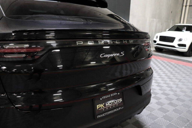 2021 Porsche Cayenne S Coupe