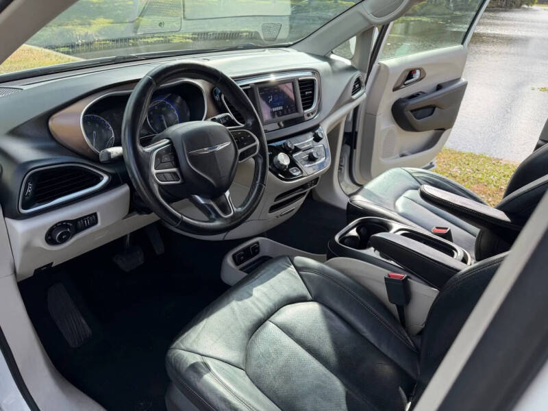 2018 Chrysler Pacifica Touring L