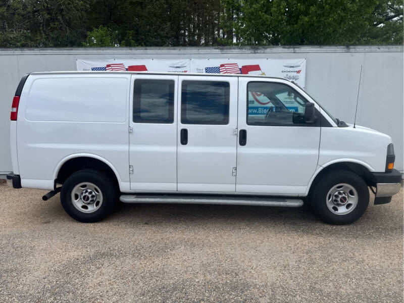 2023 GMC Savana 2500