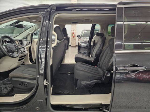 2017 Chrysler Pacifica Touring