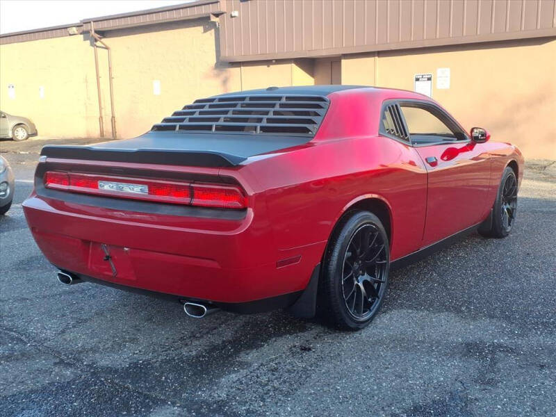 2012 Dodge Challenger SXT
