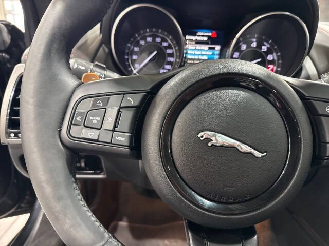 2015 Jaguar F-TYPE R