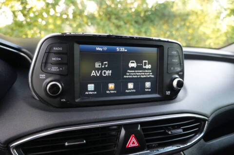 2020 Hyundai Santa Fe SE