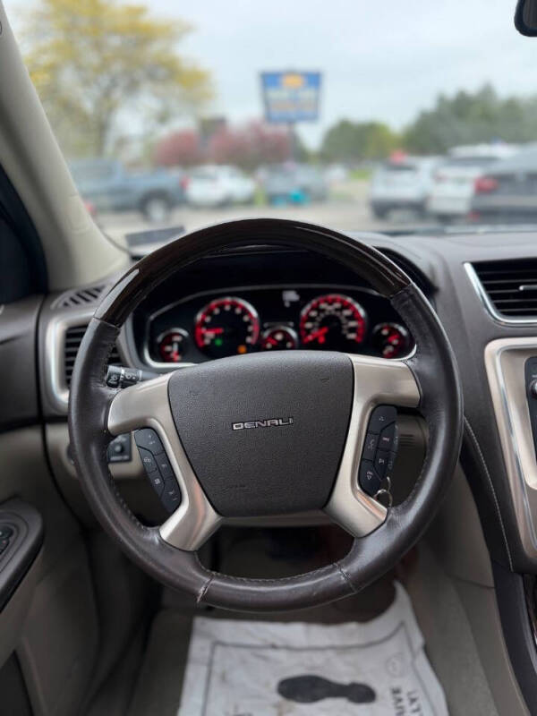 2016 GMC Acadia Denali
