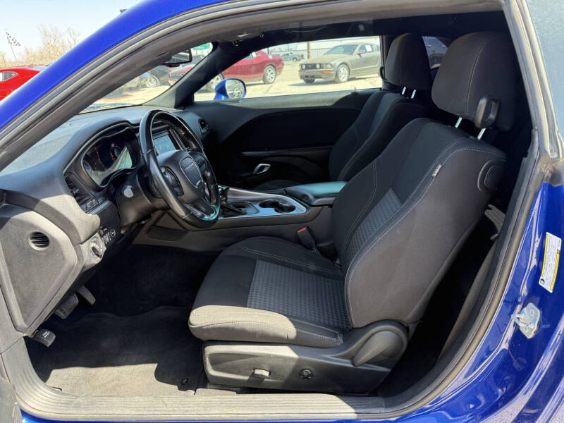 2021 Dodge Challenger SXT