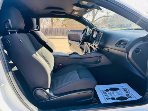 2021 Dodge Challenger SXT