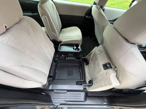 2012 Mazda MAZDA5 Sport