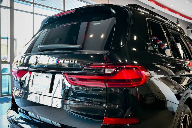 2021 BMW X7 M50i