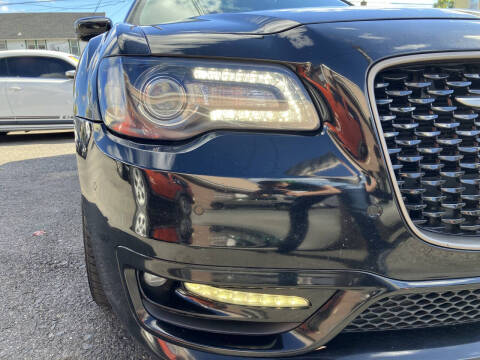2017 Chrysler 300 S Alloy Edition