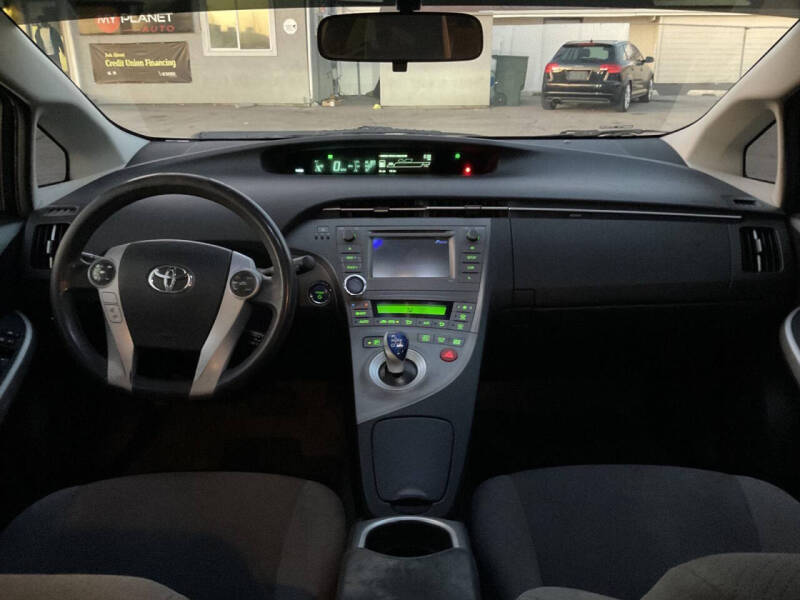 2015 Toyota Prius Two