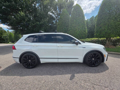2021 Volkswagen Tiguan SE R-Line Black