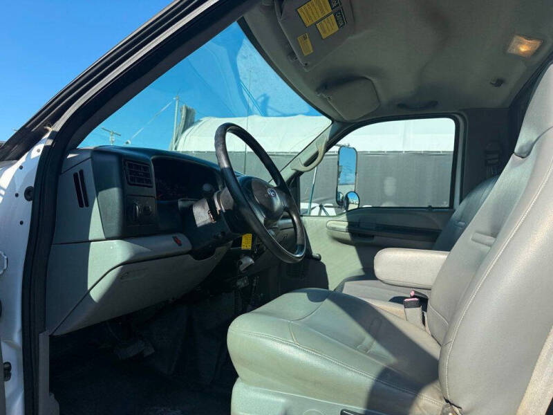 2006 Ford F-750 Super Duty