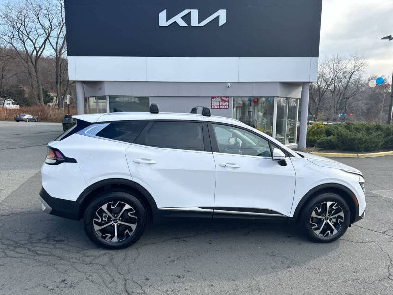 2024 Kia Sportage EX