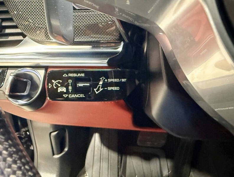 2018 Porsche Panamera 4