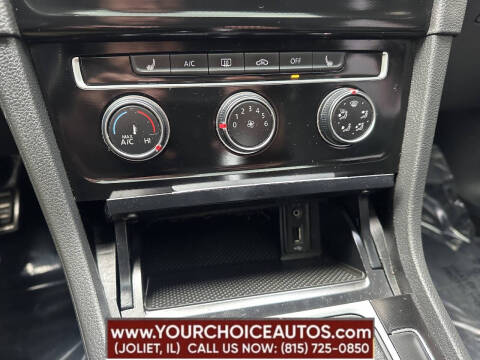 2017 Volkswagen Golf GTI Sport