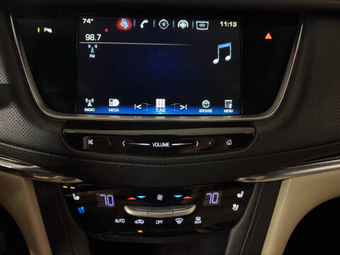 2017 Cadillac XT5 Premium Luxury
