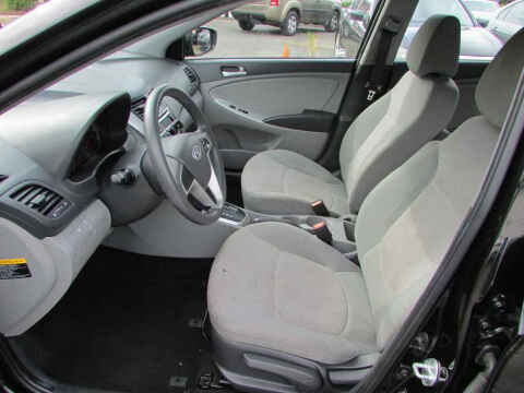 2013 Hyundai Accent GS