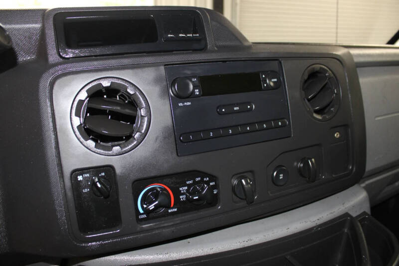 2014 Ford E-Series E-150