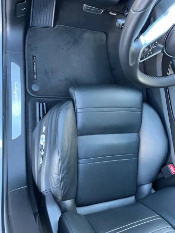 2019 Porsche Cayenne S