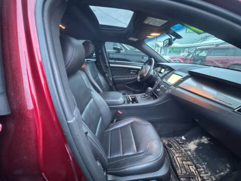 2014 Ford Taurus SEL