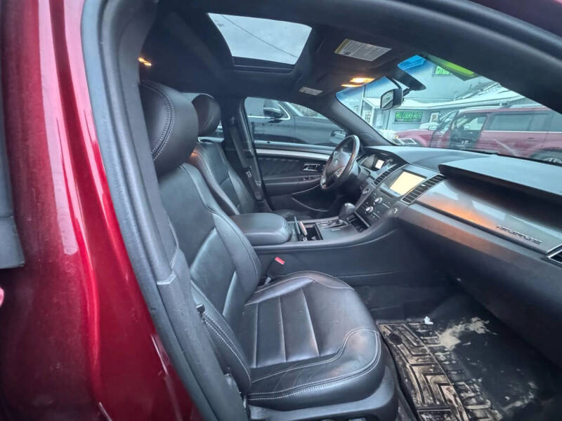 2014 Ford Taurus SEL