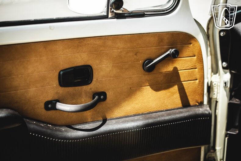 1975 Volkswagen Bus