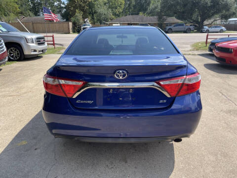 2015 Toyota Camry SE