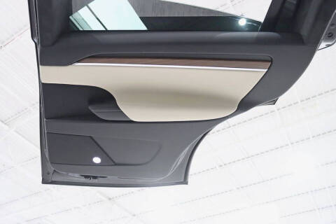 2025 Tesla Model X