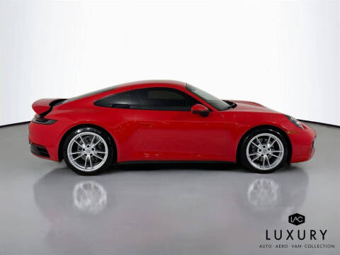 2021 Porsche 911 Carrera