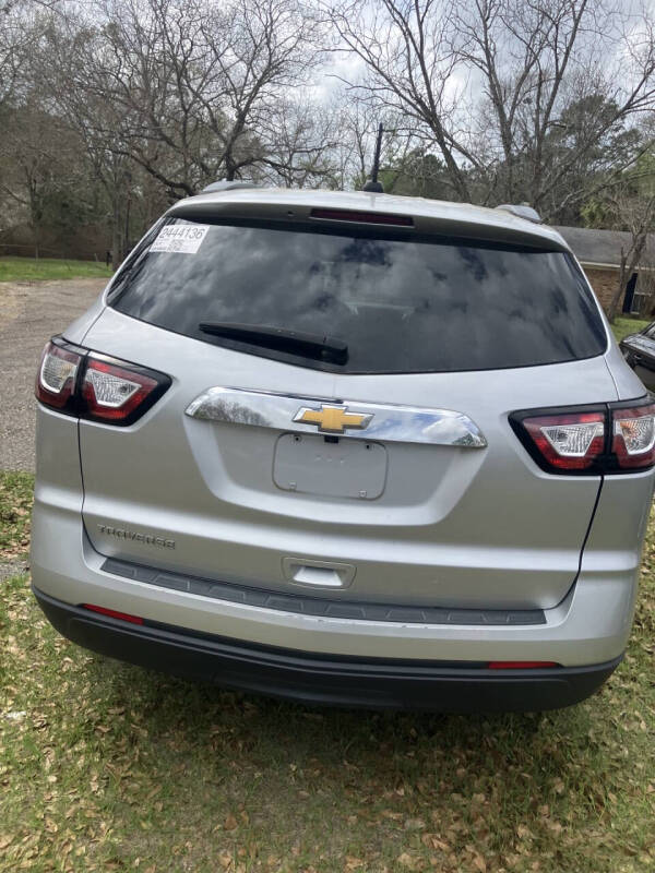 2017 Chevrolet Traverse LS