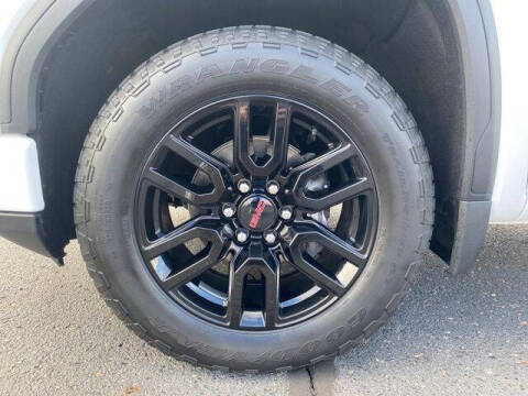 2024 GMC Sierra 1500 Elevation Standard