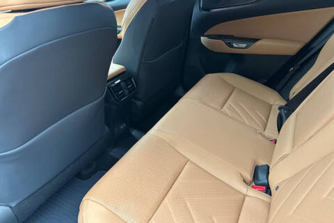 2026 Lexus NX 450h+ Luxury