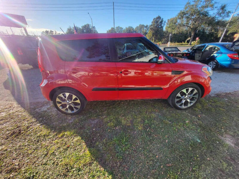 Kia Soul's photo