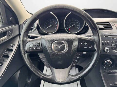 2013 Mazda MAZDA3 i Touring