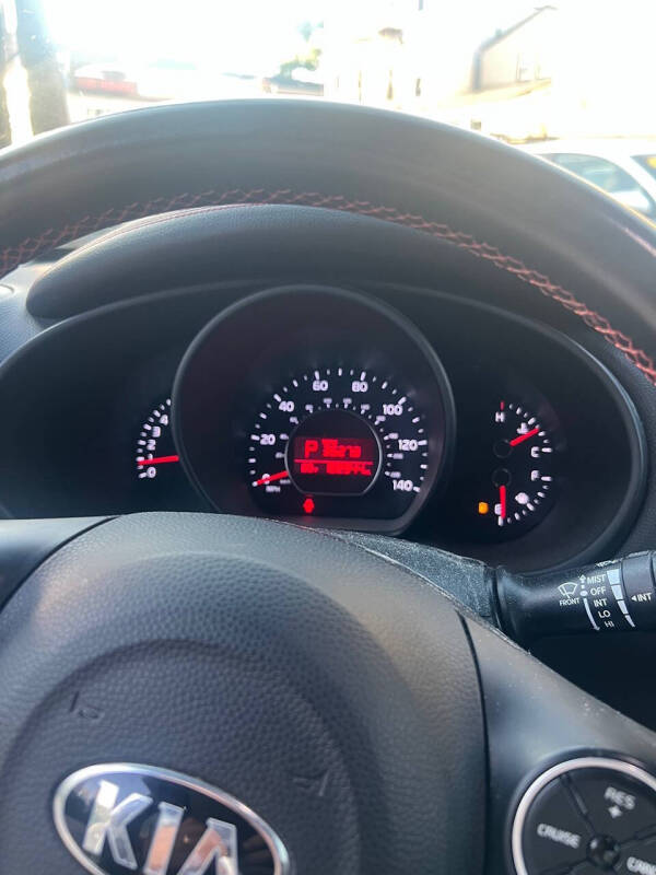 2014 Kia Soul +