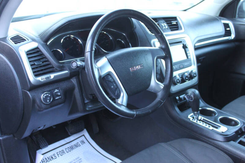 2016 GMC Acadia SLE-2
