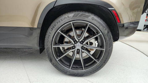 2024 Land Rover Defender 110 P400 X-Dynamic SE