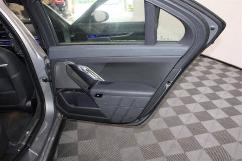 2024 BMW 7 Series 740i