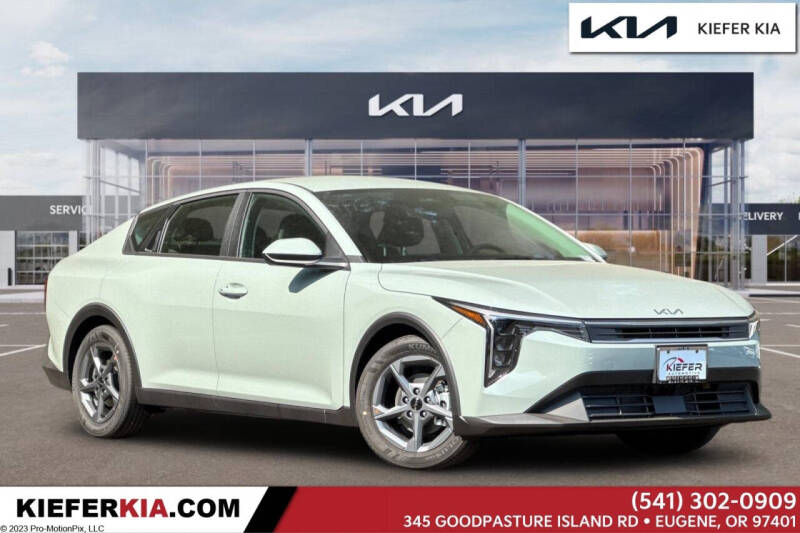 2025 Kia K4 LXS's photo