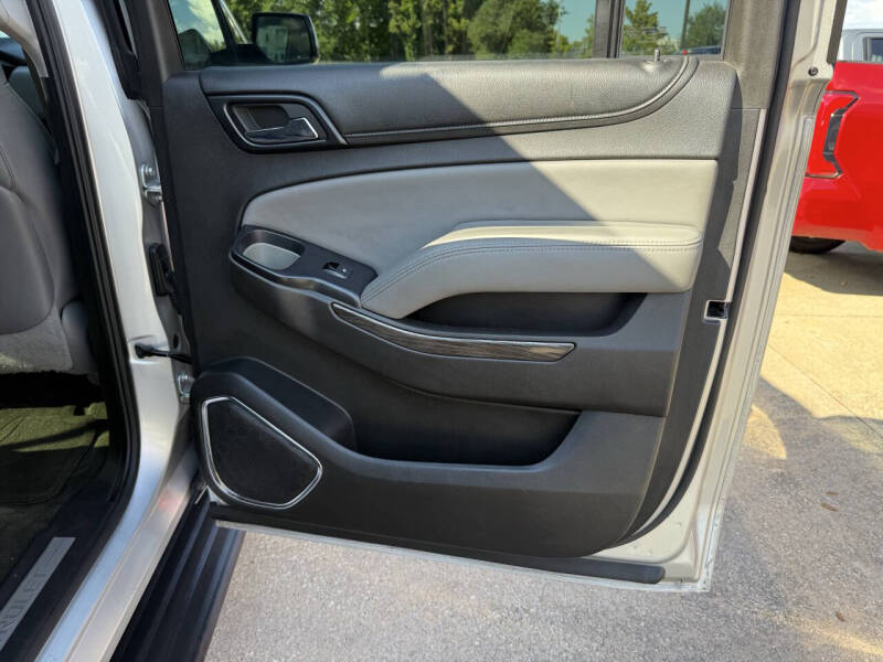 2015 Chevrolet Suburban LT