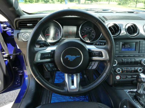 2015 Ford Mustang V6