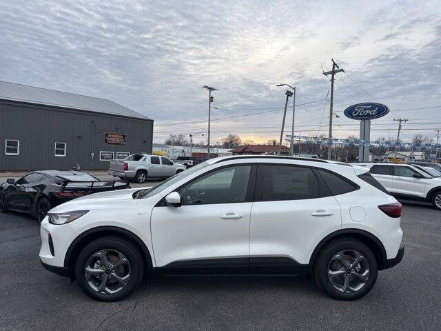 2026 Ford Escape ST-Line Select