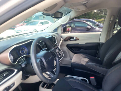 2017 Chrysler Pacifica Touring