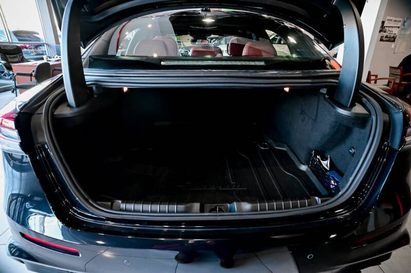 2022 Maserati Ghibli Modena Q4