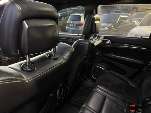 2015 Jeep Grand Cherokee SRT