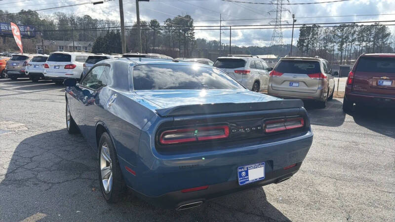 2021 Dodge Challenger SXT