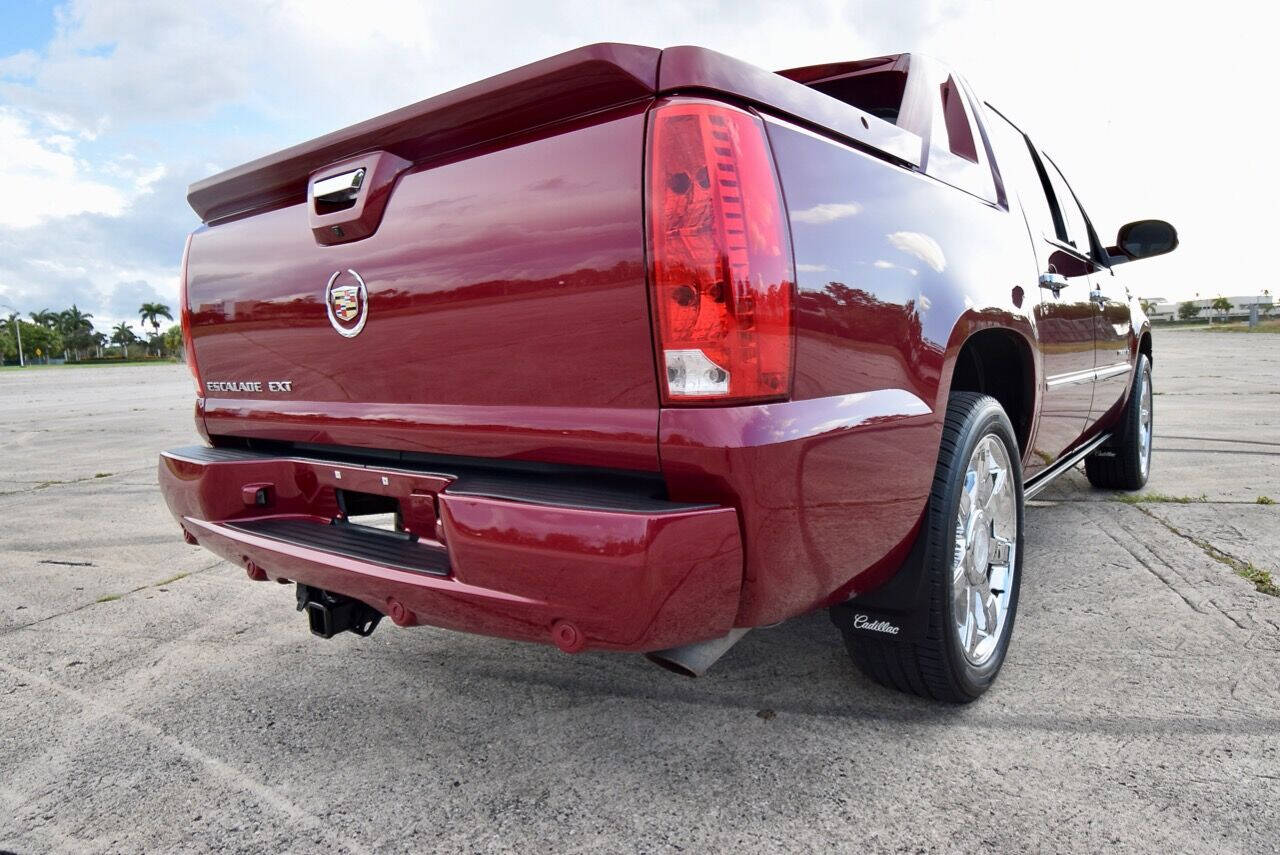 2007 Cadillac Escalade EXT 11
