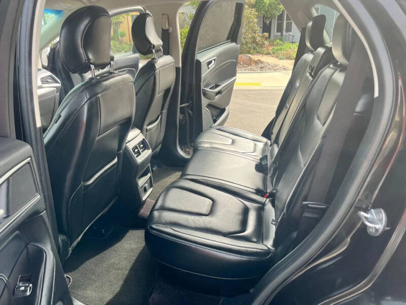 2017 Ford Edge Titanium