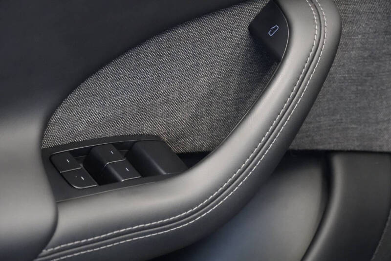 2023 Tesla Model S Plaid