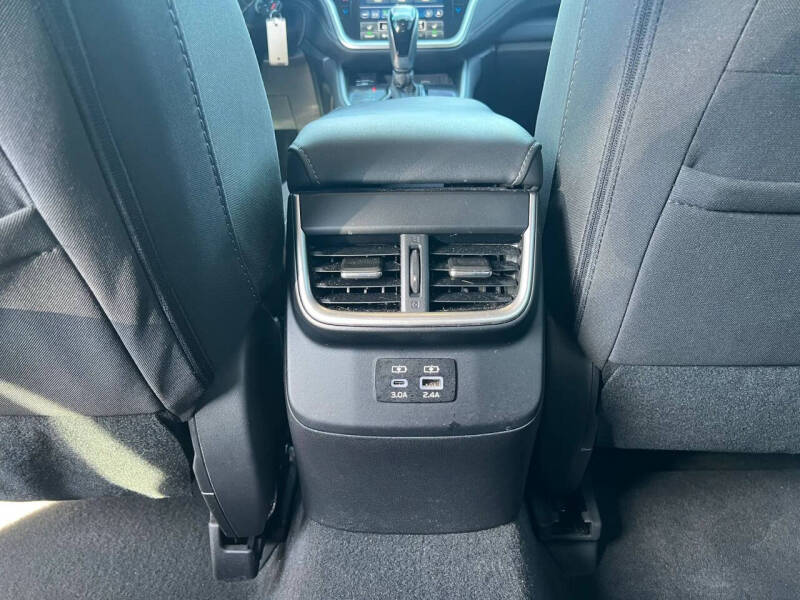 2023 Subaru Outback Premium